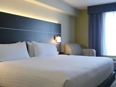 Holiday Inn Express Brampton By Ihg